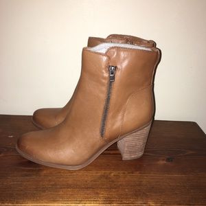 Naturalizer ankle boots